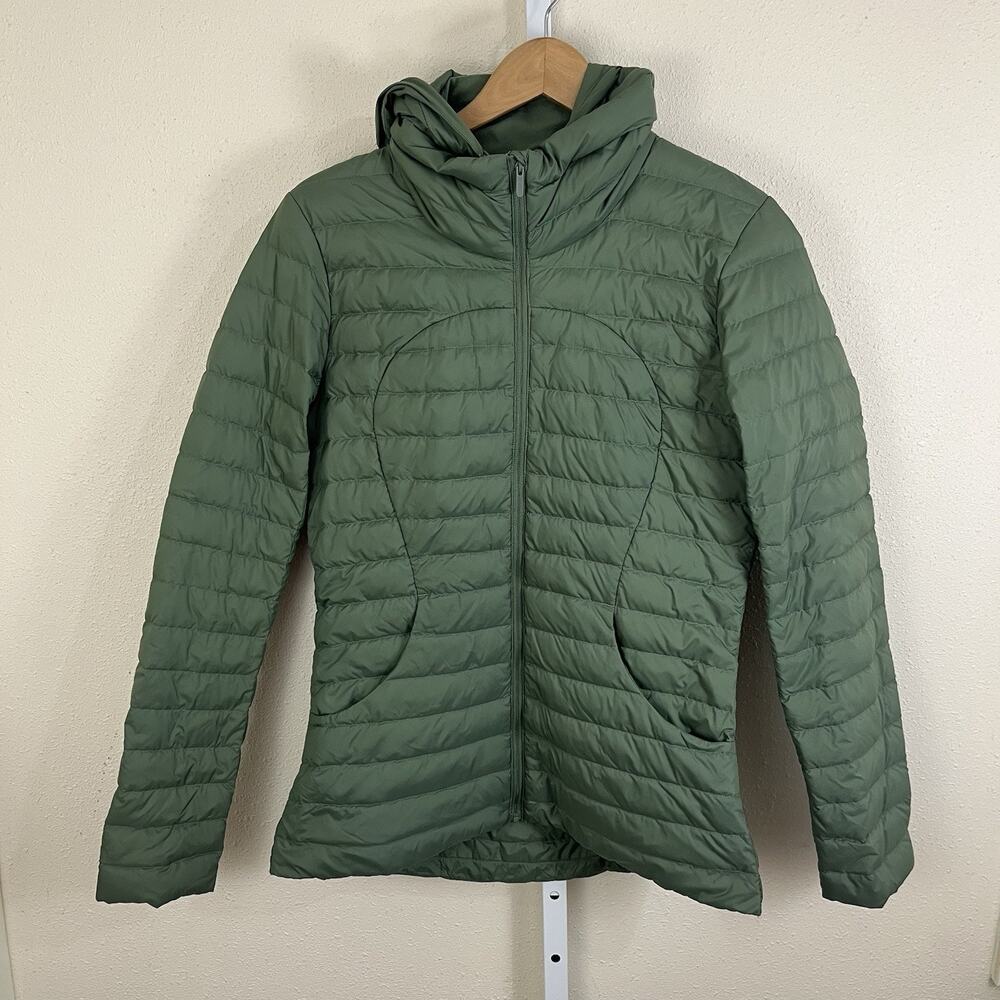Lululemon Pack It Down 700 Fill Jacket Womens 8 Green Hooded Puffer Packable - Picture 3 of 8